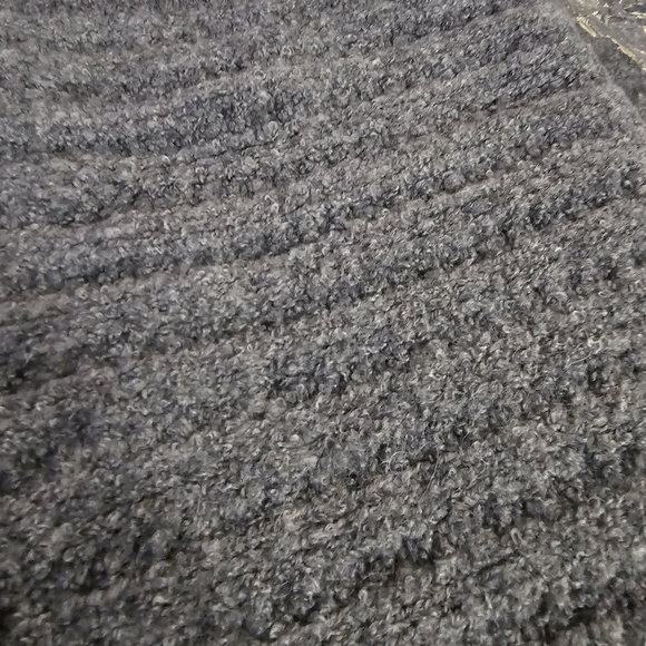 Gap One Size Bouncle Double Char509 Grey Scarf. - Picture 3 of 5